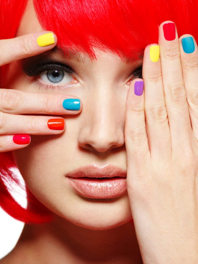8 Vibrant Neon Nail Designs