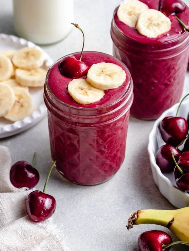8 Healthy Smoothies To Improve Your Gut Health
