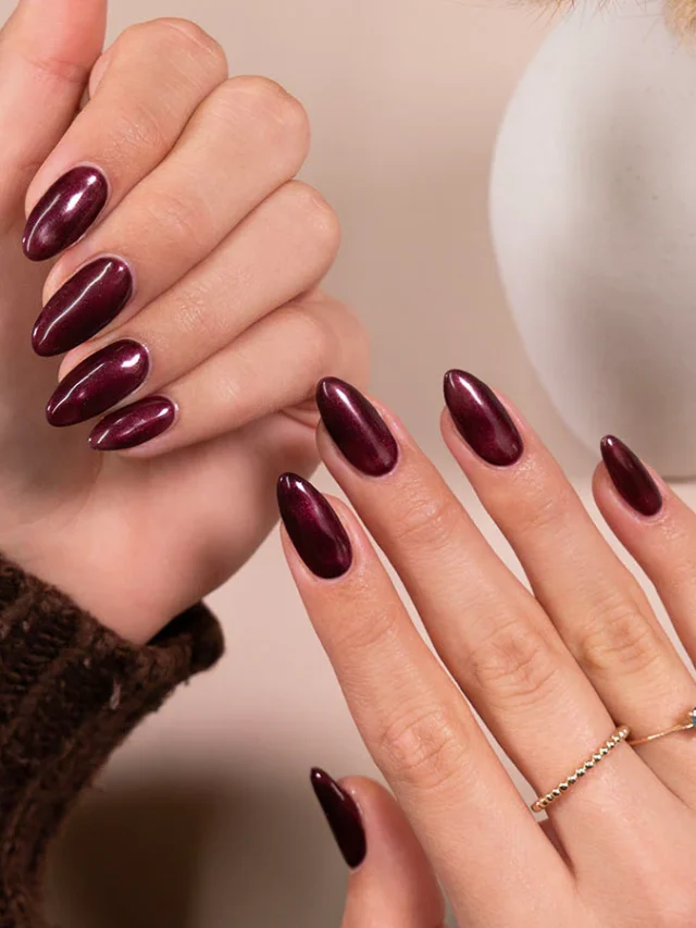 Holiday Nail Bliss: Your Ultimate Inspiration Guide!