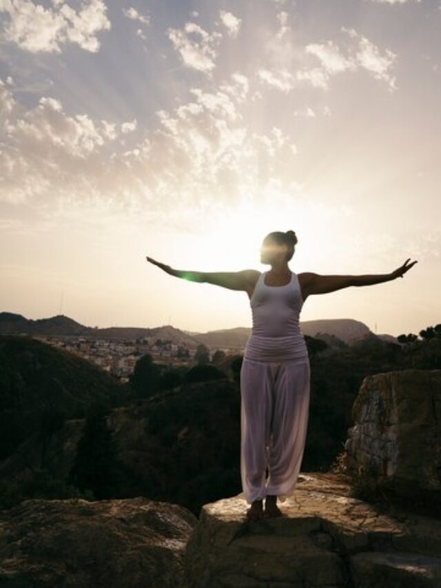 8 Zodiacs Trust Your Intuition in the Next Life