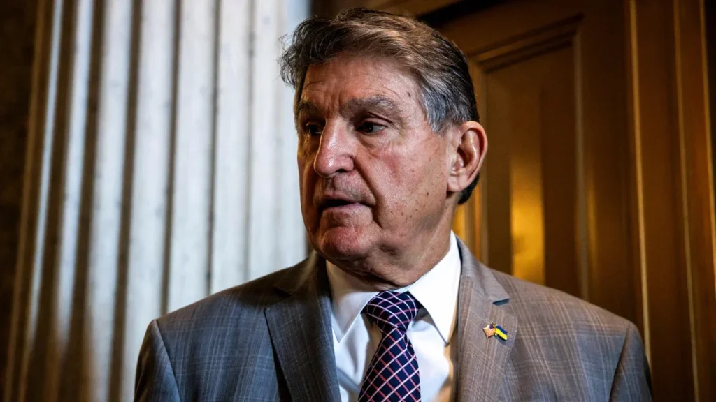 As he resigns from the US Senate, Joe Manchin warns that the Democratic Party is "toxic."