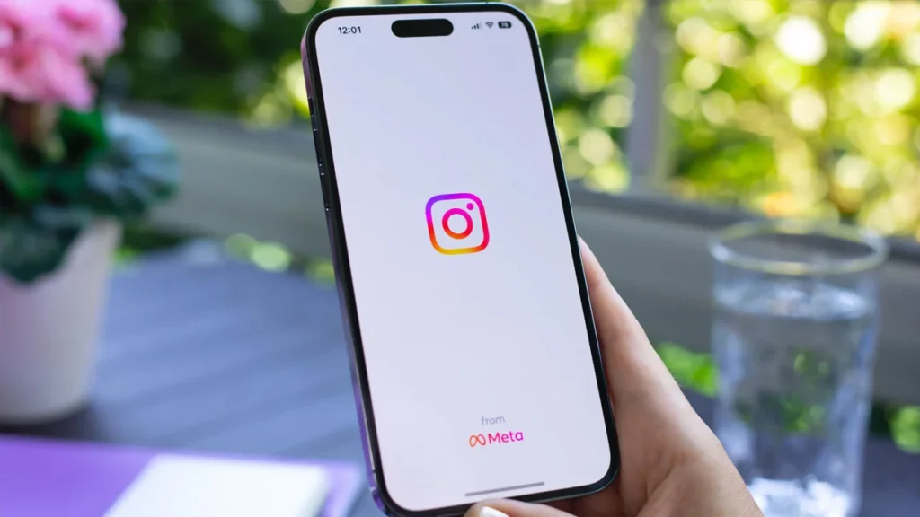 You Can Now Schedule Chat Messages on Instagram