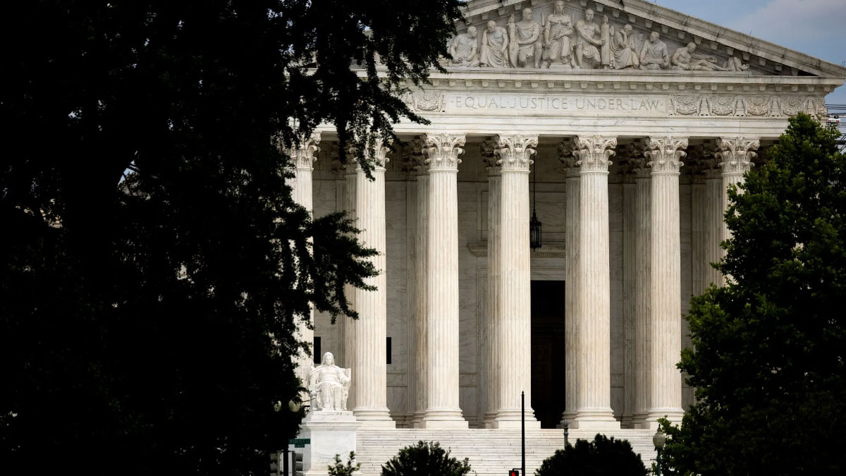 With restrictions, the US Supreme Court permits Trump to seek deportations under 1798 statute. 1 With restrictions, the US Supreme Court permits Trump to seek deportations under 1798 statute.