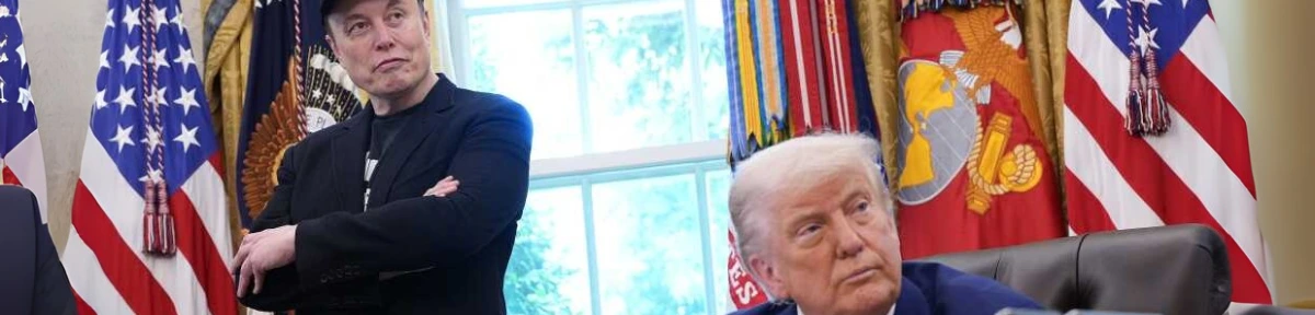 Trump vs. Musk: SpaceX Contracts Survive Federal Scrutiny 2 SpaceX