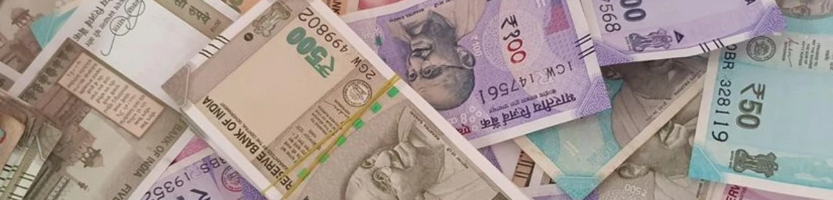 Indian Rupee’s Decline May Offset U.S. Tariff Impact, Say Economists 8 Indian Rupee’s Decline May Offset U.S. Tariff Impact