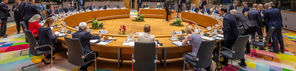 As Iran Blocks the Strait of Hormuz, It's Borrowing From Ukraine's Playbook 3 Borrowing from Ukraines Playbook