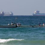 US Strikes Iranian Minelayers as Washington Warns Tehran to Keep the Strait of Hormuz Open