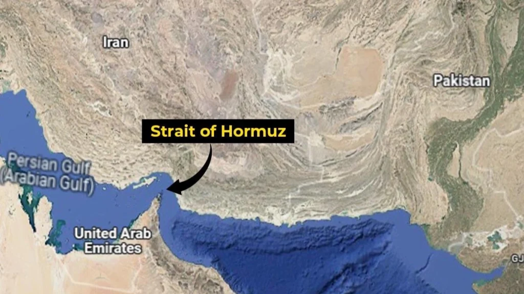 The Strait of Hormuz Is ‘Leaking Oil Why the World Is Watching Closely