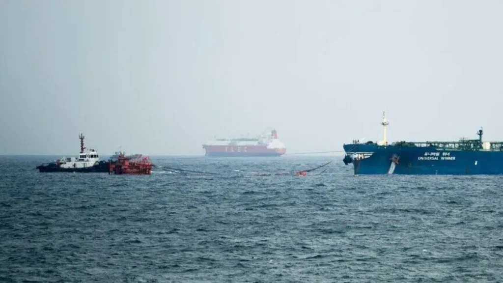 Oman Reaffirms Cooperation on Strait of Hormuz Navigation 4 Oman Reaffirms Cooperation on Strait of Hormuz Navigation